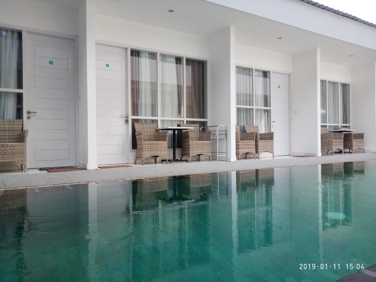 Villa Phyphy 2 Гили Траванган Экстерьер фото
